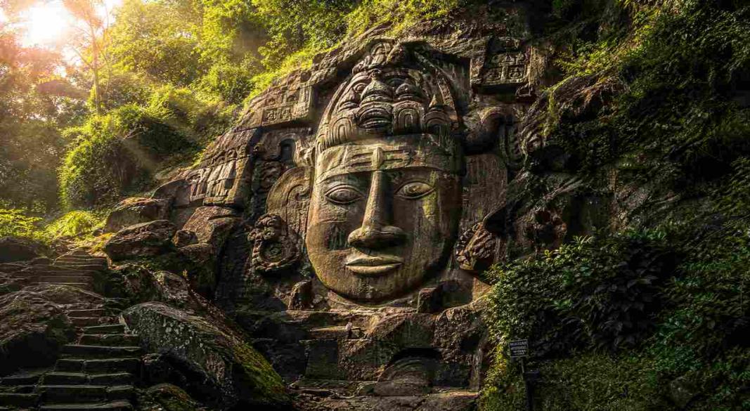 ঊনকোটির প্রধান আকর্ষণ ও পৌরাণিক লোককথা